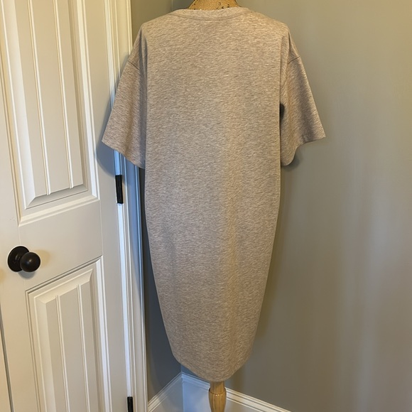 H&M tan Tee dress medium - Picture 4 of 5